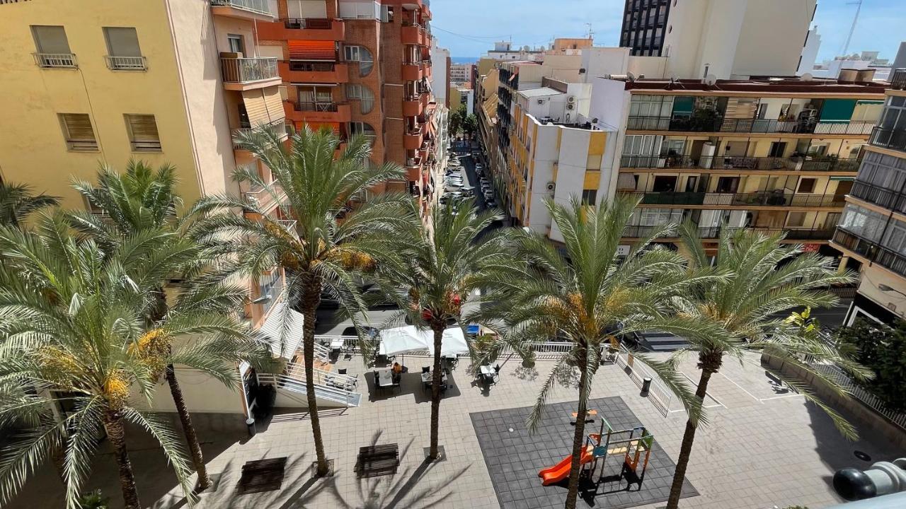 Azul Comodo, Bonito Y Centrico Appartement